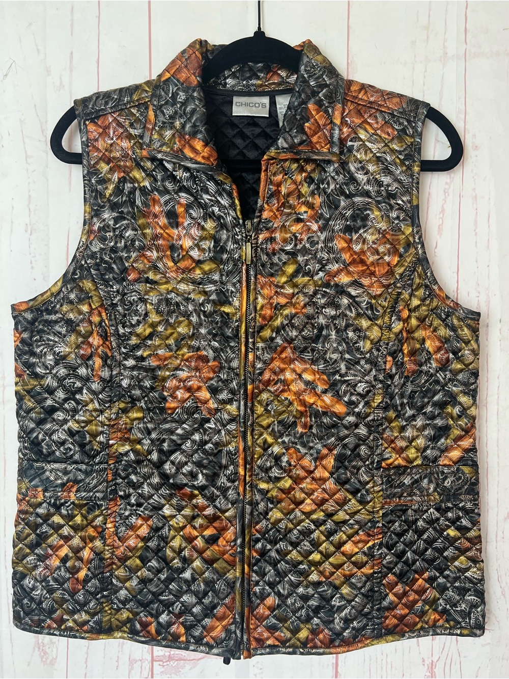 Chicos Size 2 Satin Quilted Full Zip Vest Multicolor Paisley Print Lightweight ~